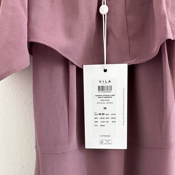 Asos off-shoulder maxi bridesmaid dress in purple - Picture 6 of 7